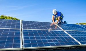 Installation et mise en production des panneaux solaires photovoltaïques à Dagneux